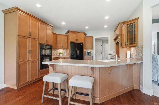 11114 Barletta Cove, Roanoke, IN 46783