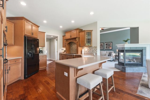 11114 Barletta Cove, Roanoke, IN 46783