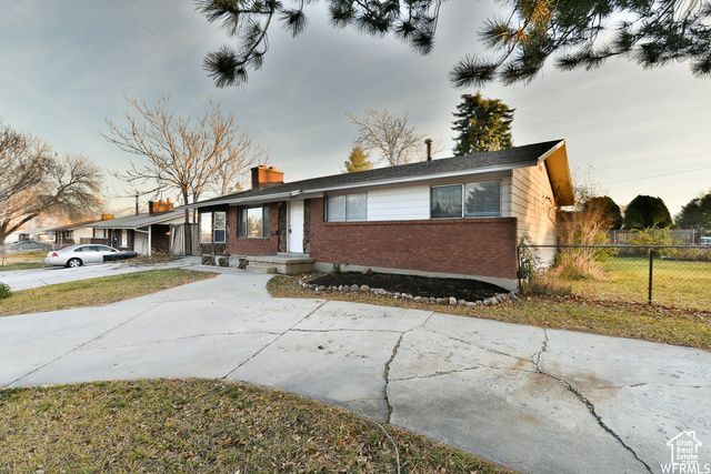 3947 W RIDGEVIEW WAY, Taylorsville, UT 84129