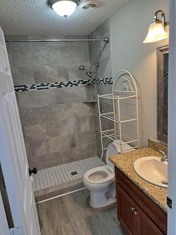 10506 Moorcreek, Houston, TX 77070