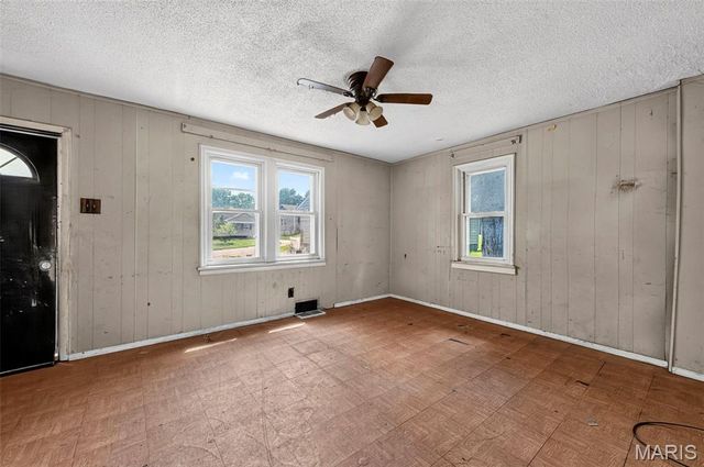 6121 Jefferson Avenue, St Louis, MO 63134