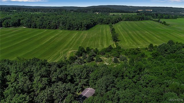 9247 Coffee Hill Road, West Sparta, NY 14437