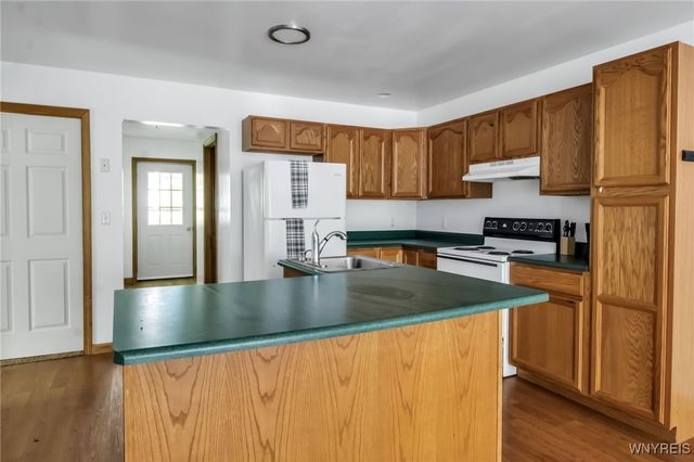 9247 Coffee Hill Road, West Sparta, NY 14437