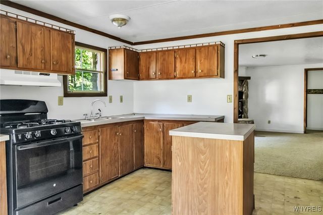 9247 Coffee Hill Road, West Sparta, NY 14437