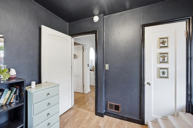 1614 9th Street N, Fargo, ND 58102