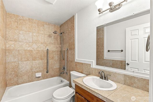 5022 136th Street SE, Snohomish, WA 98296