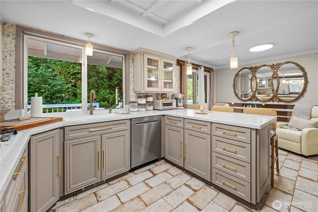 152 Madrona Drive NW, Gig Harbor, WA 98335