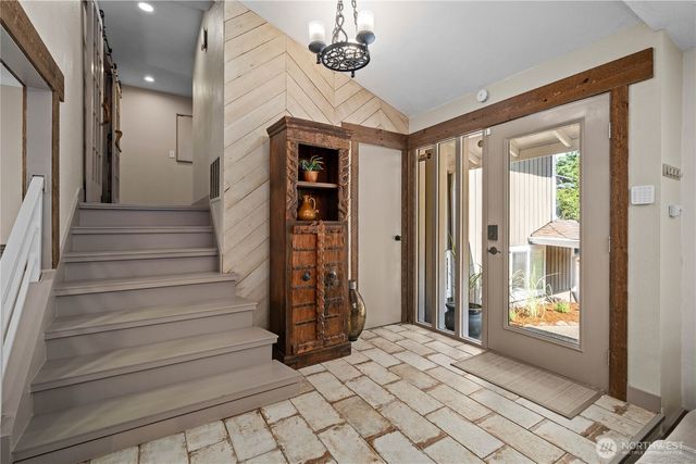 152 Madrona Drive NW, Gig Harbor, WA 98335