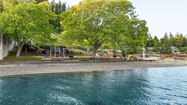 152 Madrona Drive NW, Gig Harbor, WA 98335