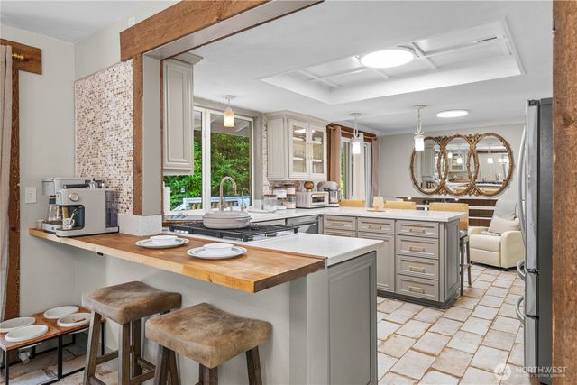 152 Madrona Drive NW, Gig Harbor, WA 98335