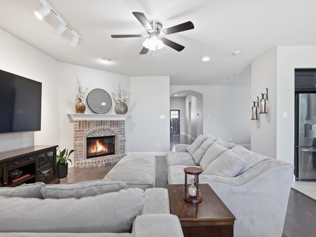 313 Stableford Street, Celina, TX 75009