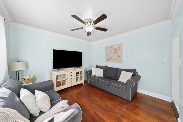 3234 N Ozark Avenue, Chicago, IL 60634