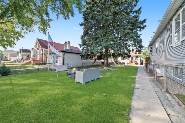 3234 N Ozark Avenue, Chicago, IL 60634