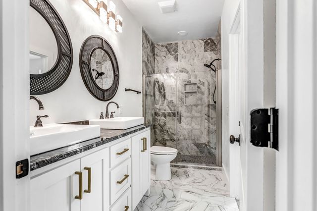 107 Shady St, Summertown, TN 38483