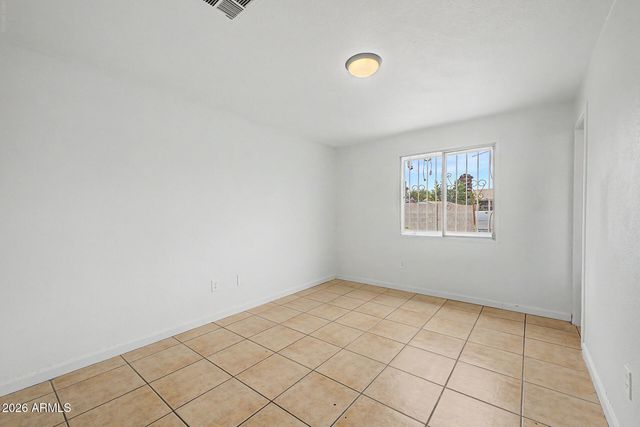 6616 W CAMBRIDGE Avenue, Phoenix, AZ 85035