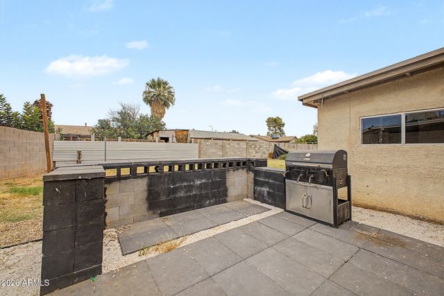 6616 W CAMBRIDGE Avenue, Phoenix, AZ 85035