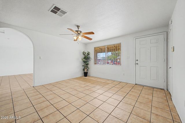 6616 W CAMBRIDGE Avenue, Phoenix, AZ 85035