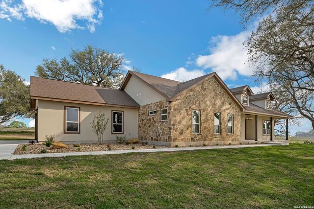 313 Firewheel, Floresville, TX 78114