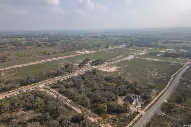 313 Firewheel, Floresville, TX 78114