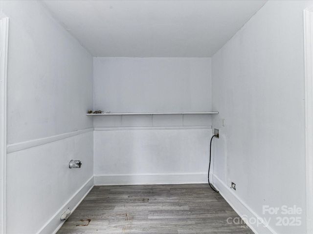 3323 Cedarhurst Drive, Charlotte, NC 28269