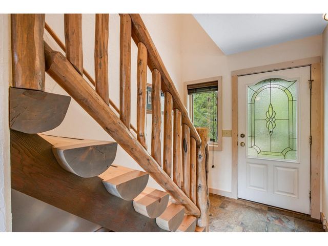 59 High Point Dr, Glen Haven, CO 80532