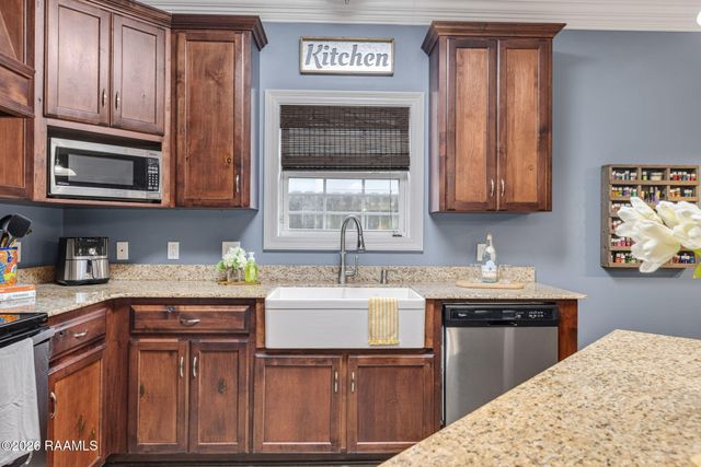 909 Russo Street, New Iberia, LA 70563