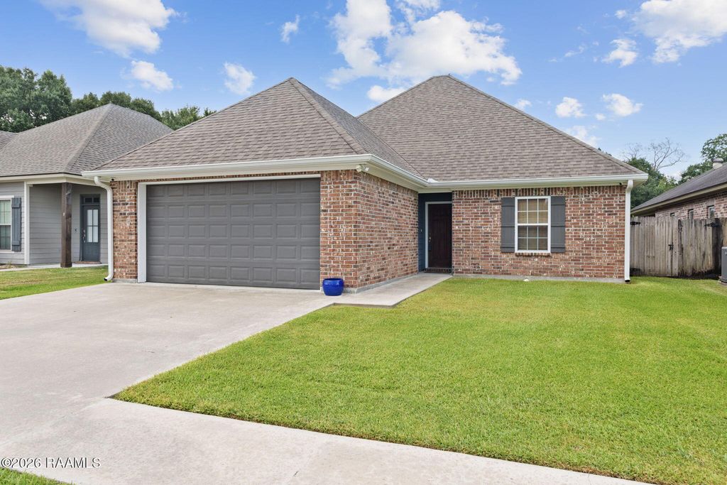 909 Russo Street, New Iberia, LA 70563