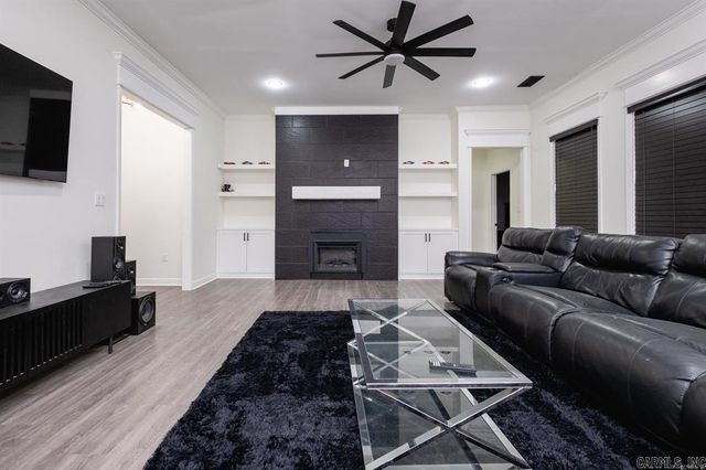 7922 Kanis Pines Drive, Little Rock, AR 72204