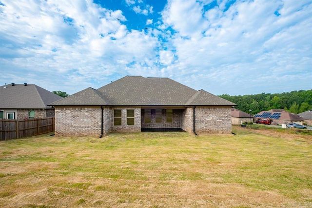 7922 Kanis Pines Drive, Little Rock, AR 72204