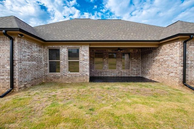 7922 Kanis Pines Drive, Little Rock, AR 72204