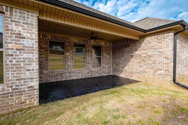 7922 Kanis Pines Drive, Little Rock, AR 72204