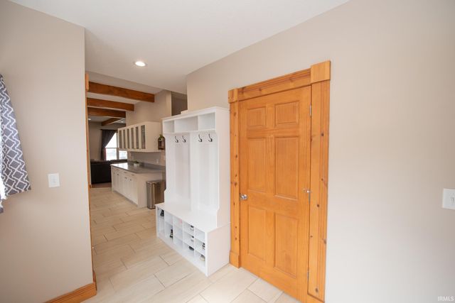 108 W 1St Street, Brookston, IN 47923