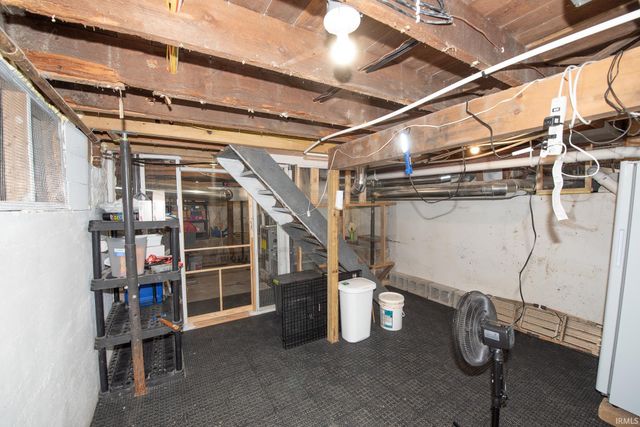 108 W 1St Street, Brookston, IN 47923