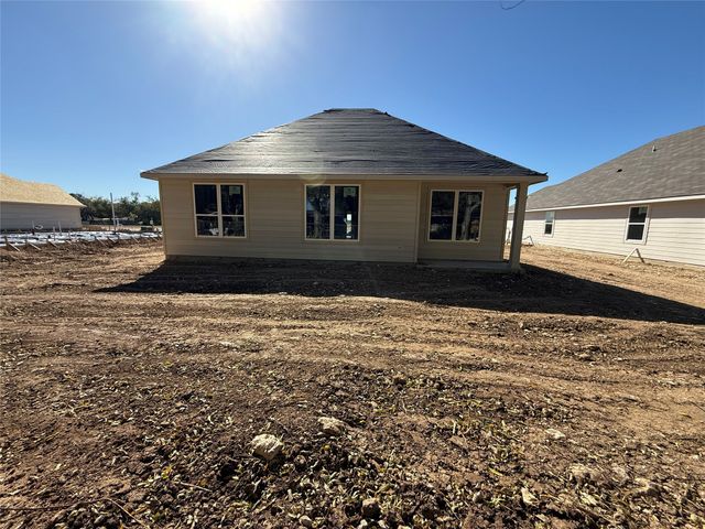 113 Adaline Bend, Mcgregor, TX 76657