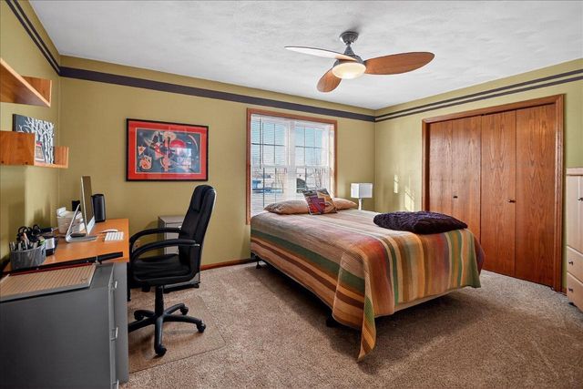 2341 Effingham Way, Sun Prairie, WI 53590