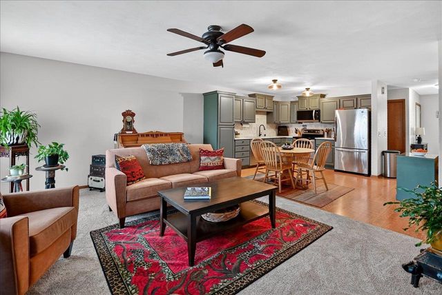 2341 Effingham Way, Sun Prairie, WI 53590