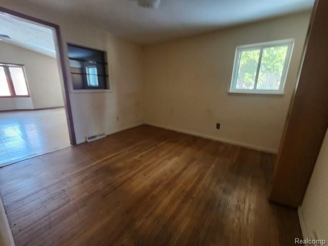 3626 Silver Sands Drive, Waterford, MI 48329