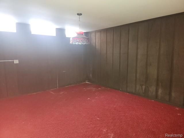 3626 Silver Sands Drive, Waterford, MI 48329