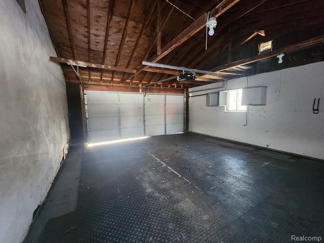 3626 Silver Sands Drive, Waterford, MI 48329