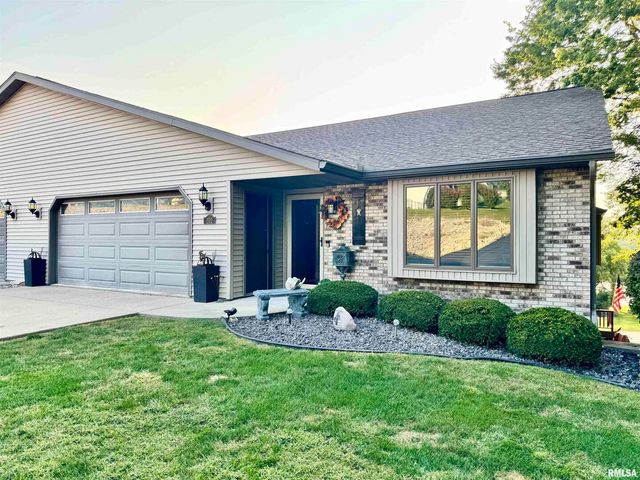 102 5TH Street 6, Fulton, IL 61252