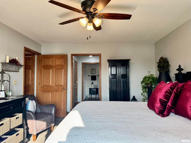 102 5TH Street 6, Fulton, IL 61252