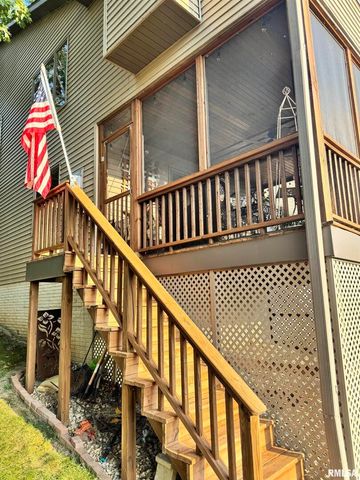 102 5TH Street 6, Fulton, IL 61252