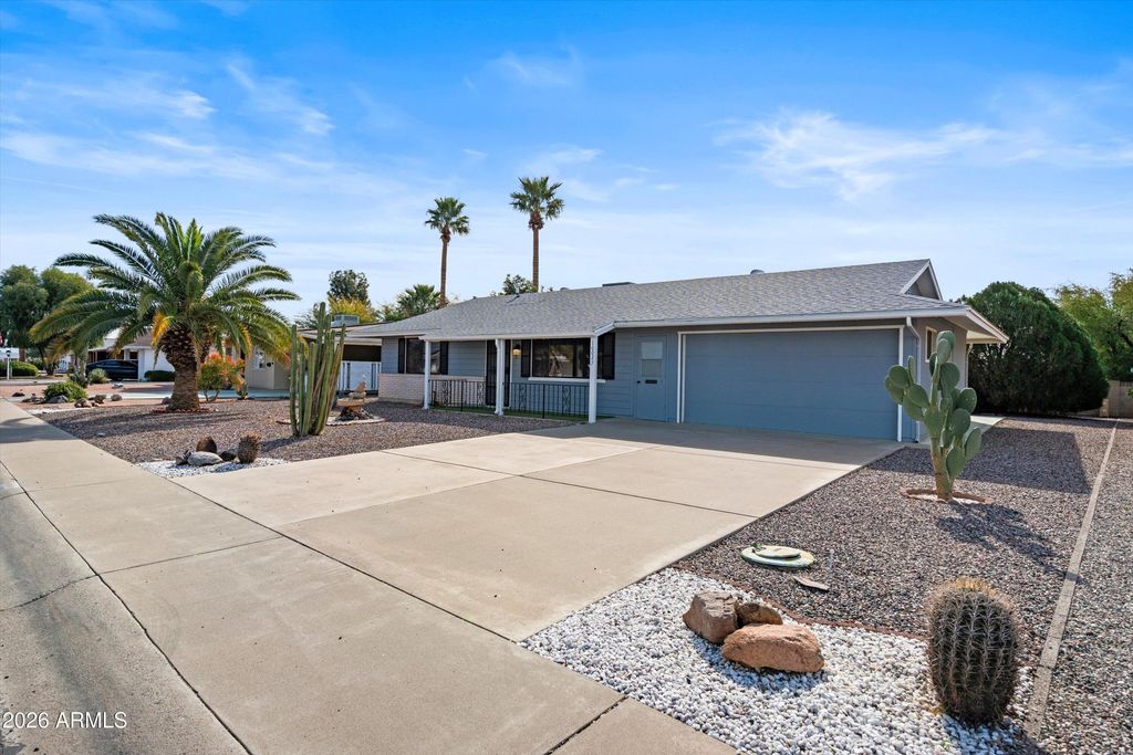 10027 W AUDREY Drive, Sun City, AZ 85351 — photo 2