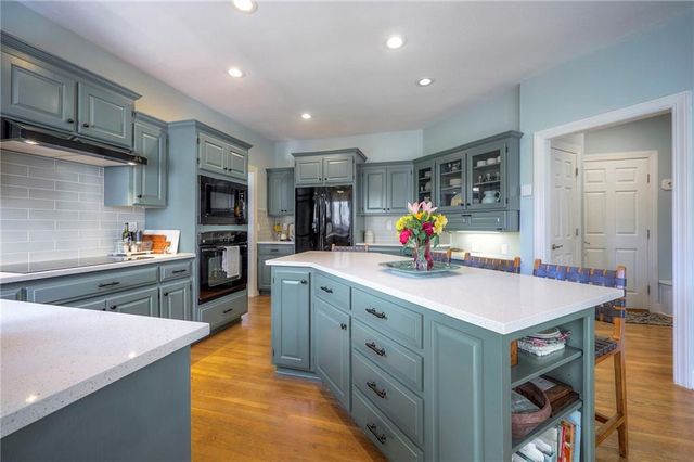 13005 Reeder Street, Overland Park, KS 66213