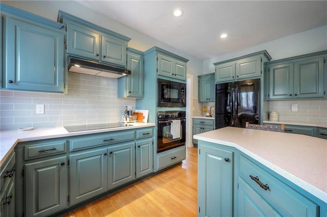 13005 Reeder Street, Overland Park, KS 66213