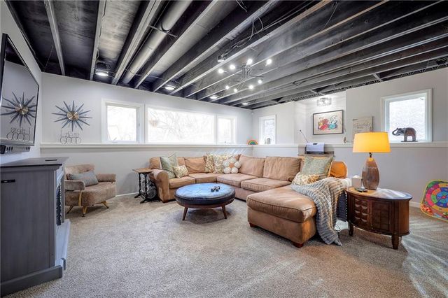 13005 Reeder Street, Overland Park, KS 66213