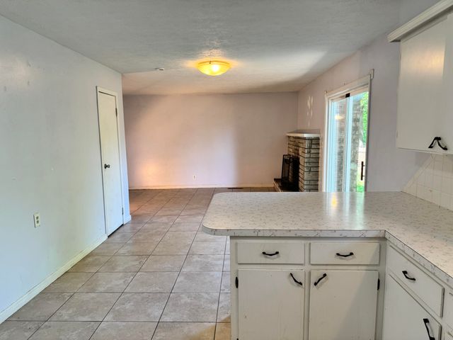 1317 E Cambridge Street, Springfield, MO 65804