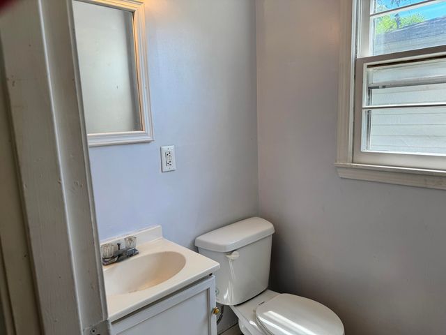 1317 E Cambridge Street, Springfield, MO 65804