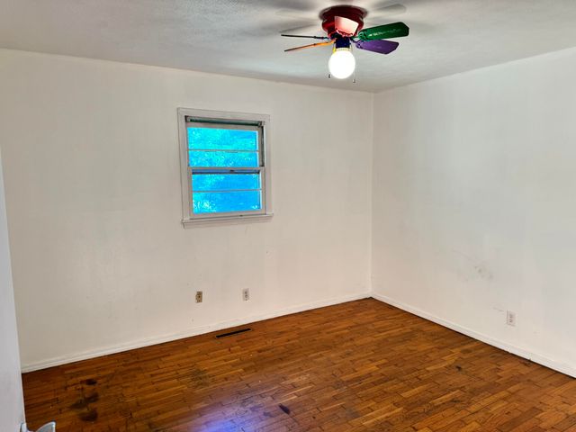 1317 E Cambridge Street, Springfield, MO 65804