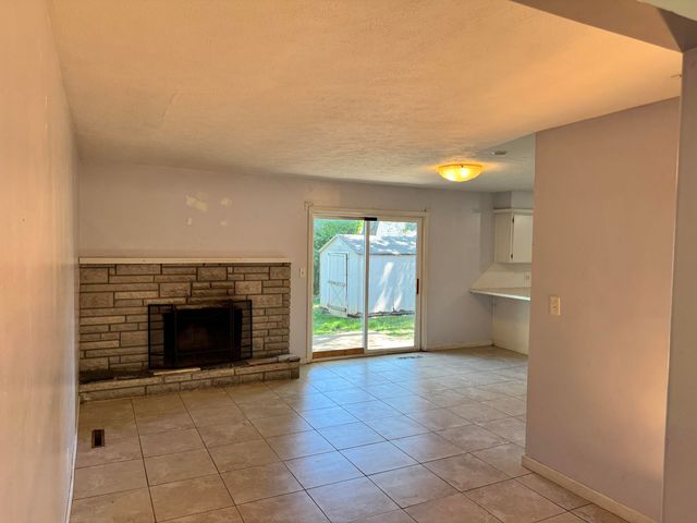 1317 E Cambridge Street, Springfield, MO 65804